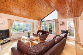 BOURNECOAST: House in Mudeford with garden -HB6277